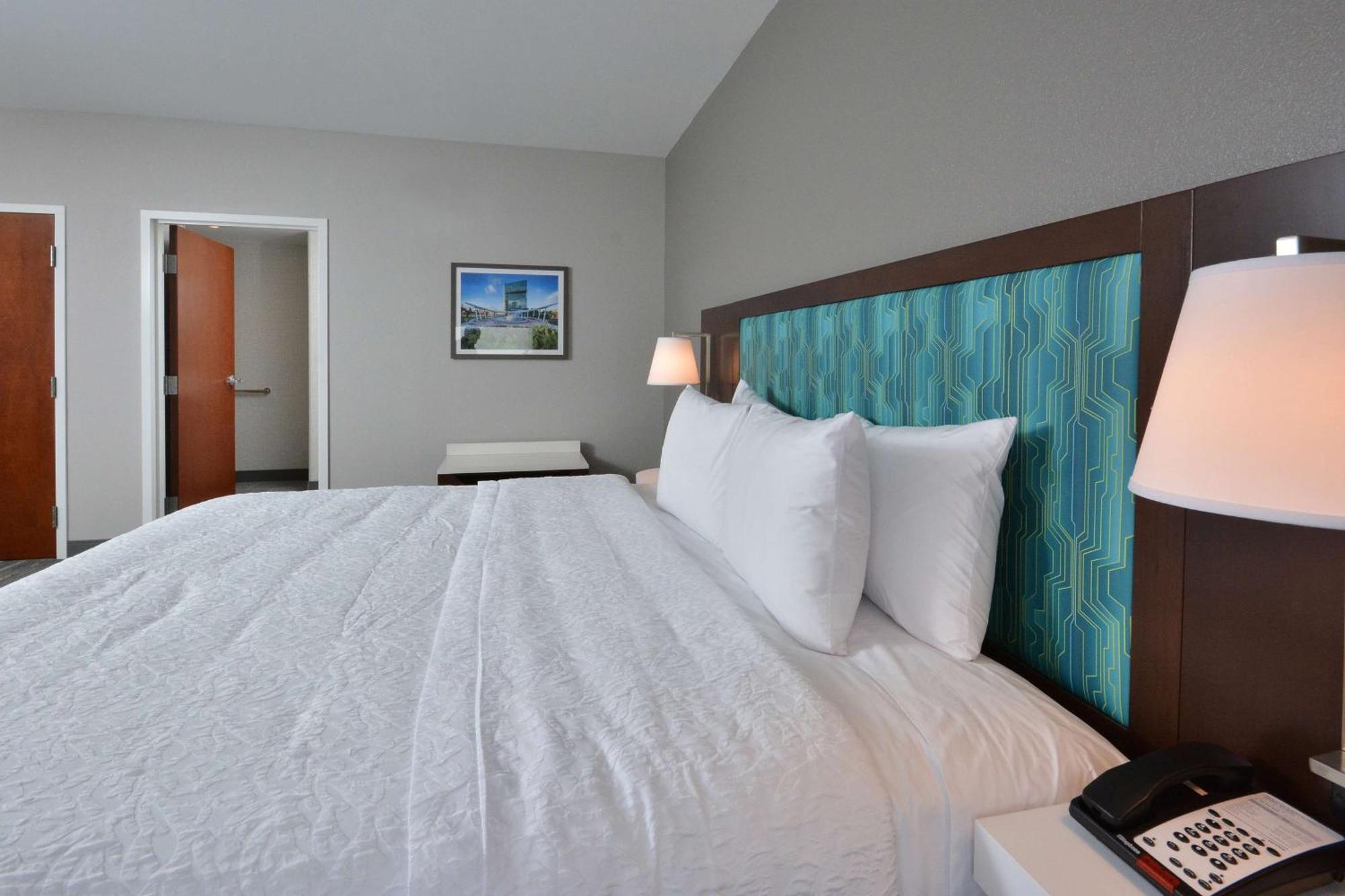 Hampton Inn & Suites Charlotte North I 485 Exteriér fotografie