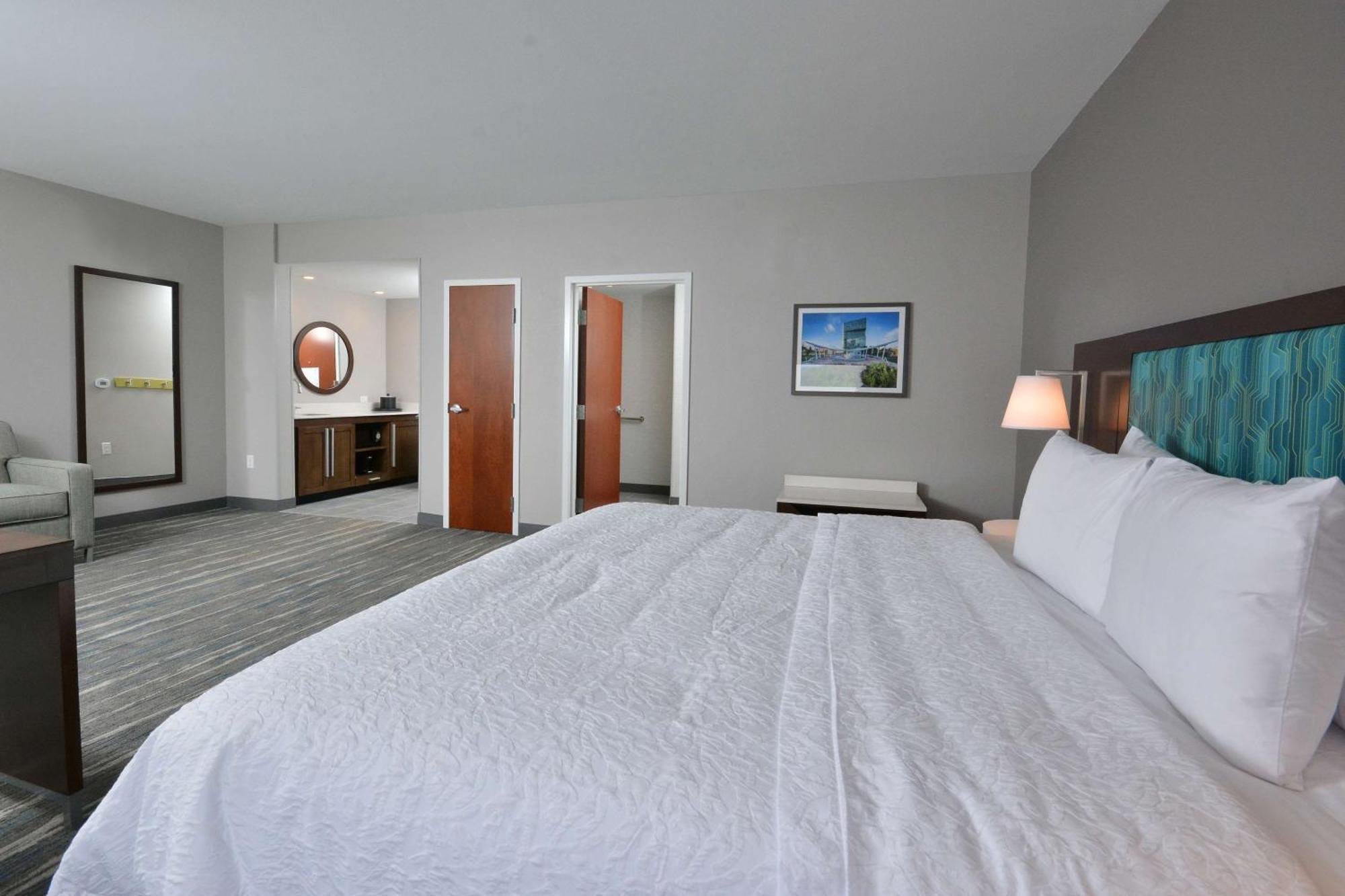 Hampton Inn & Suites Charlotte North I 485 Exteriér fotografie